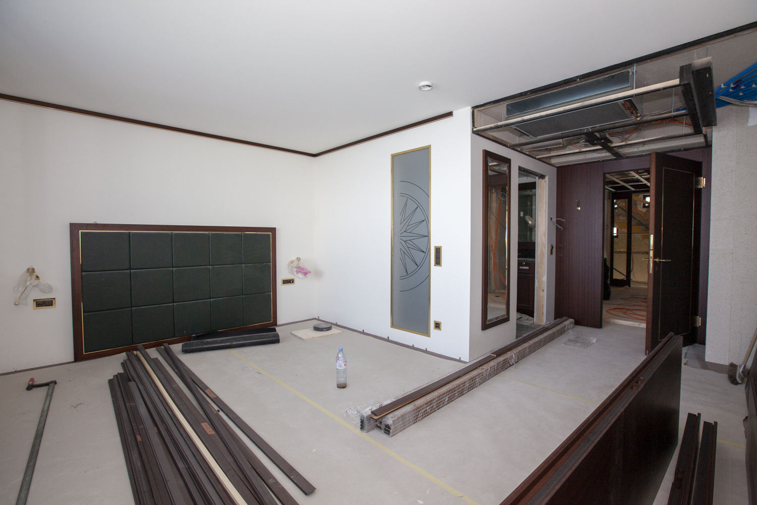 Hotel Bad Horn: Ausbau Zimmer (Ostflügel) | Krattiger Holzbau AG Amriswil (© Bad Horn Hotel & Spa)