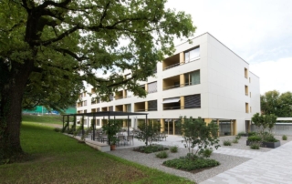 Alterssiedlung Reutenen Frauenfeld: Rockpanel-Fassade l Krattiger Holzbau AG Amriswil