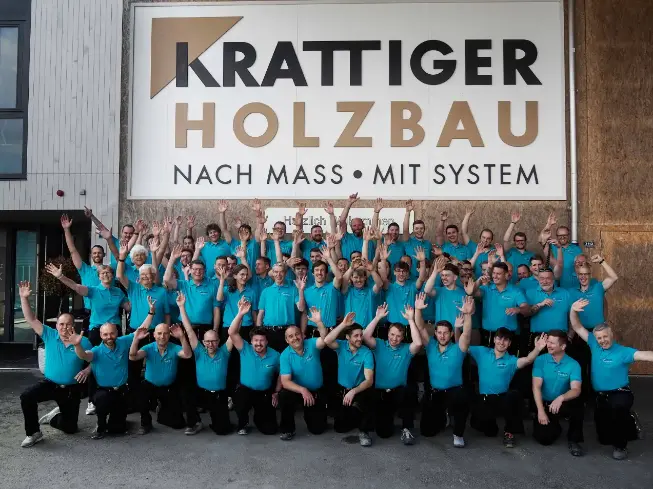 Team-Gruppenfoto der Krattiger Holzbau AG Amriswil